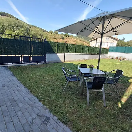 Casa Anibal Feriehus Buron